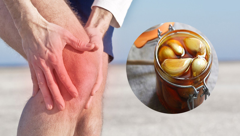 chữa gout bằng rượu tỏi